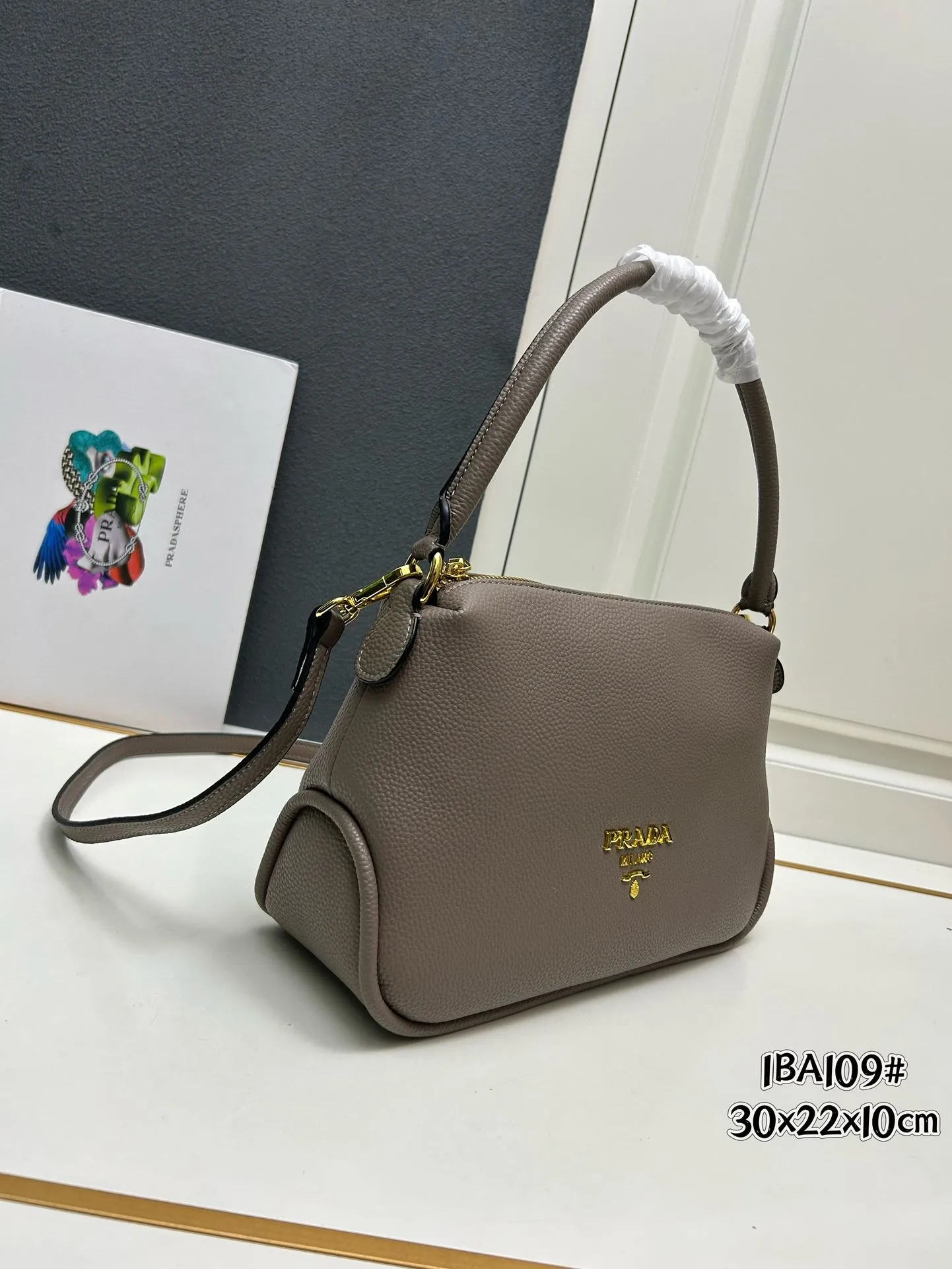 Alternative view of Prada Satchel Bags-836