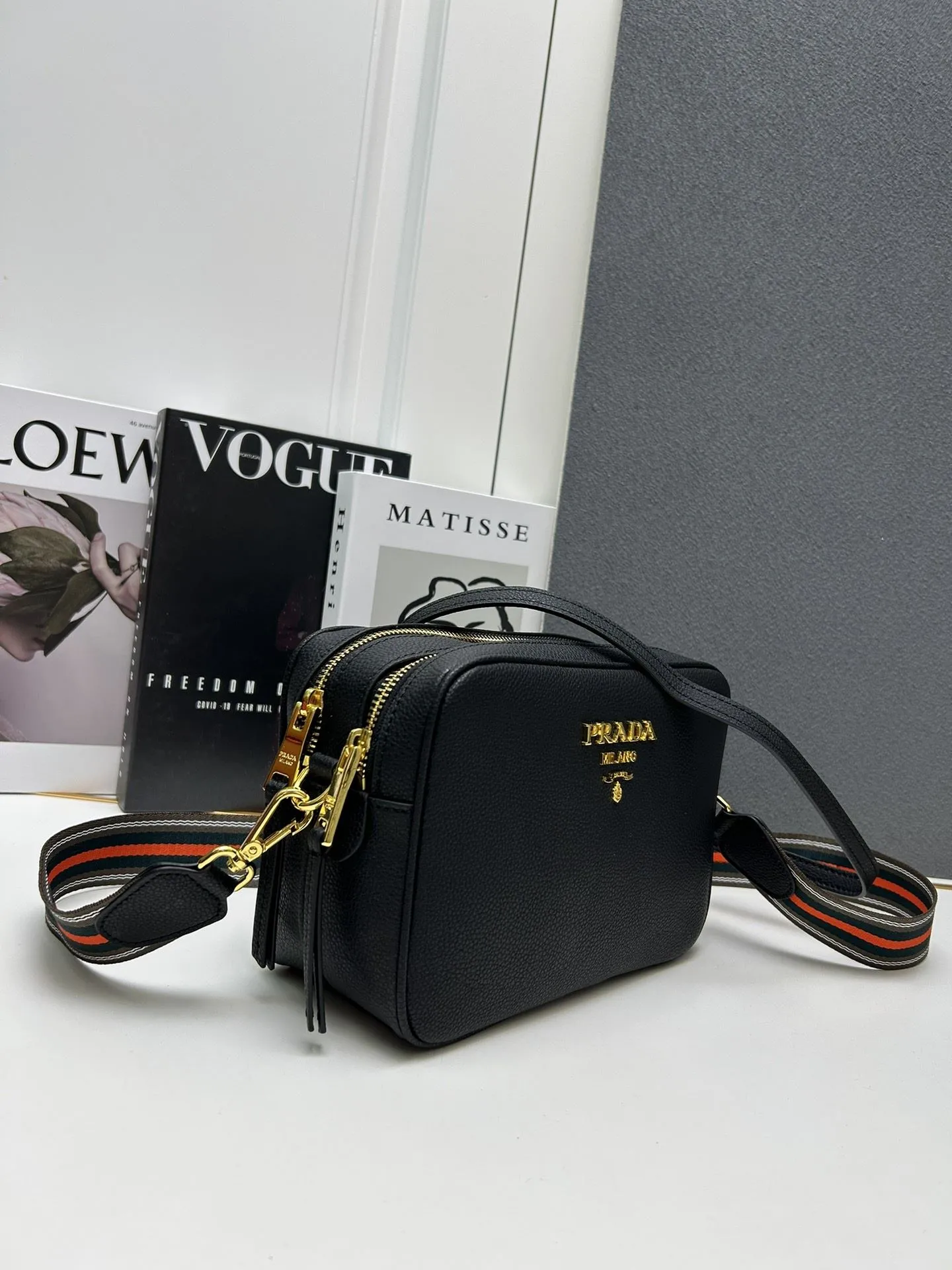 Alternative view of Prada Satchel Bags-851