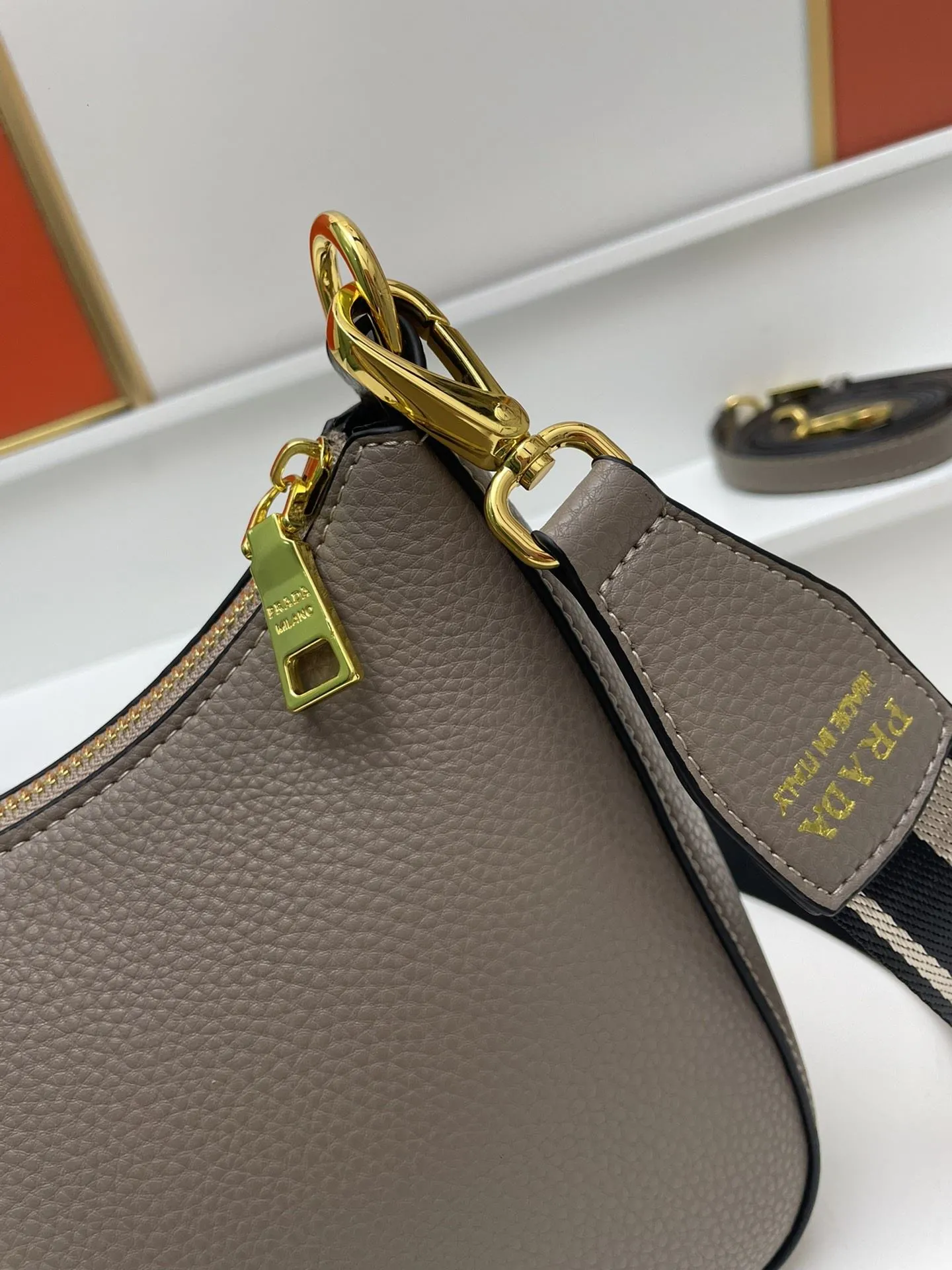 Prada Satchel Bags-886 - Image 6