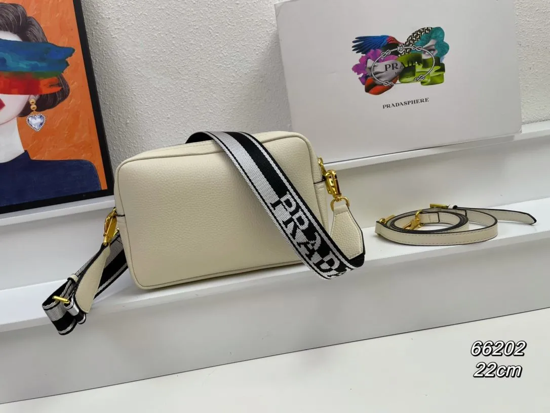 Alternative view of Prada Satchel Bags-891