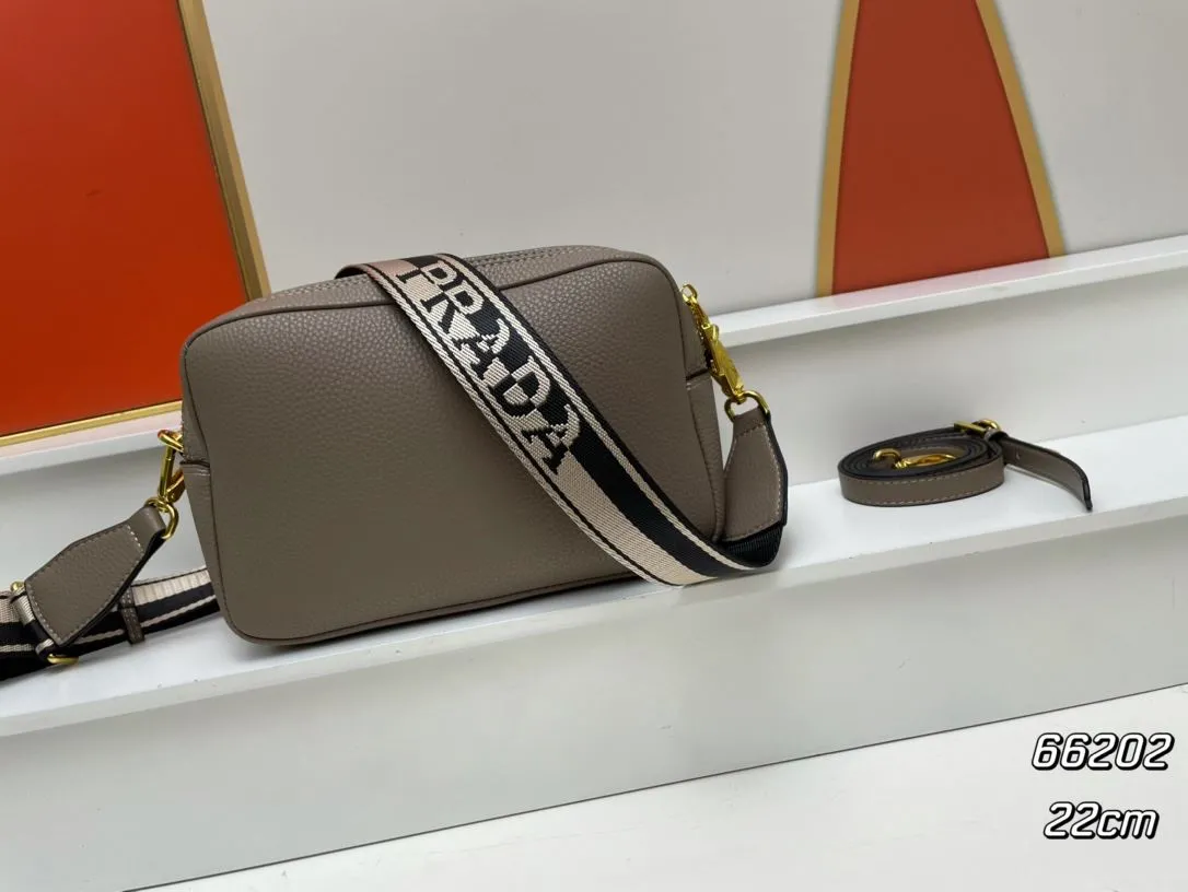Alternative view of Prada Satchel Bags-894
