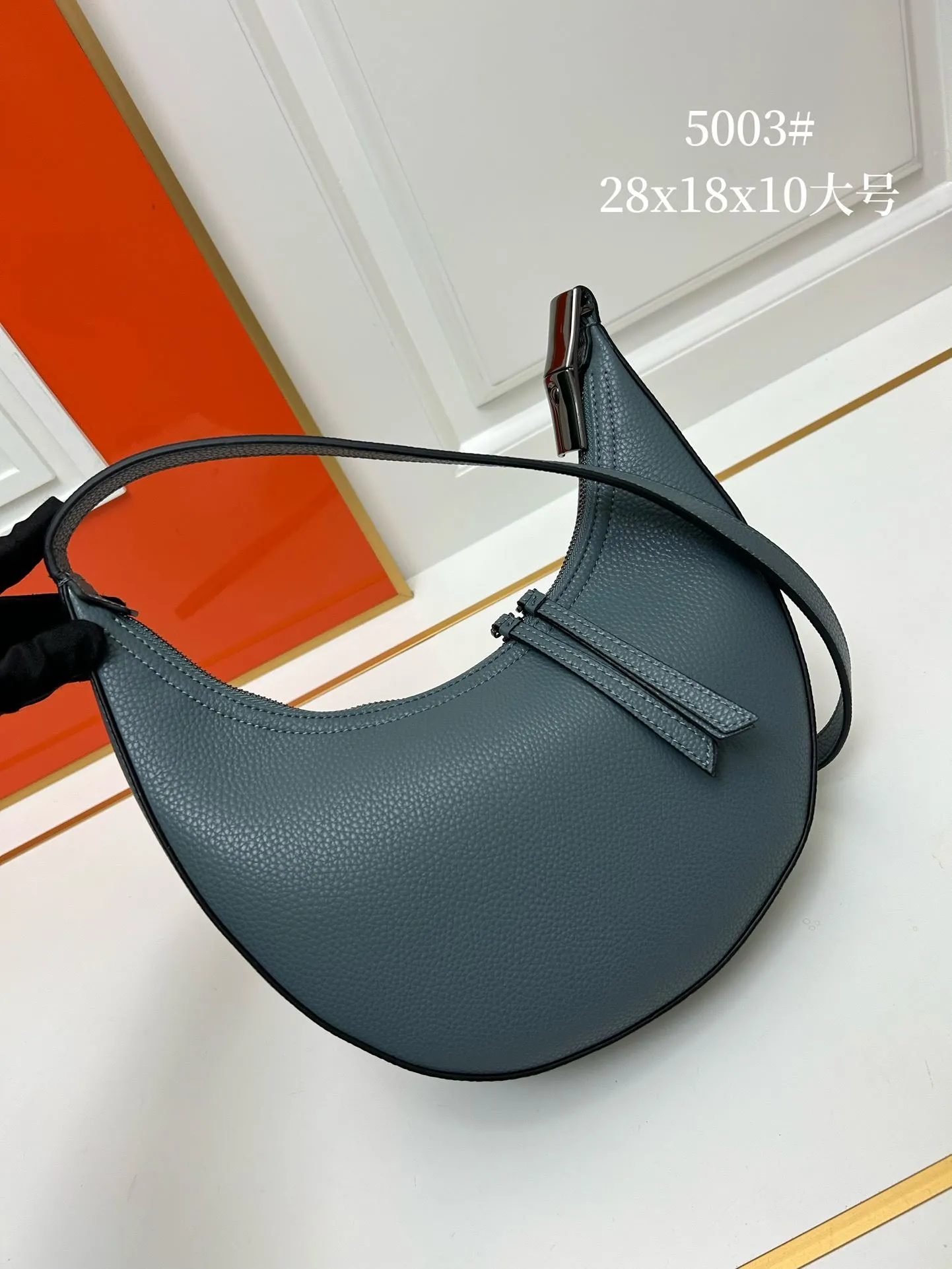 Alternative view of Prada Satchel Bags-907