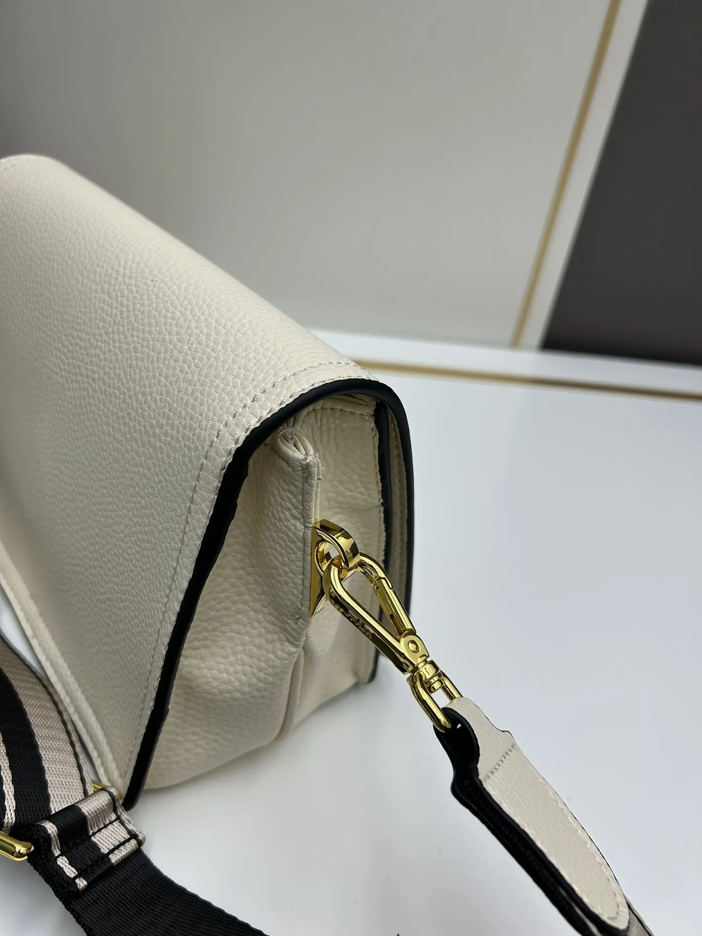 Prada Satchel Bags-932 - Image 6