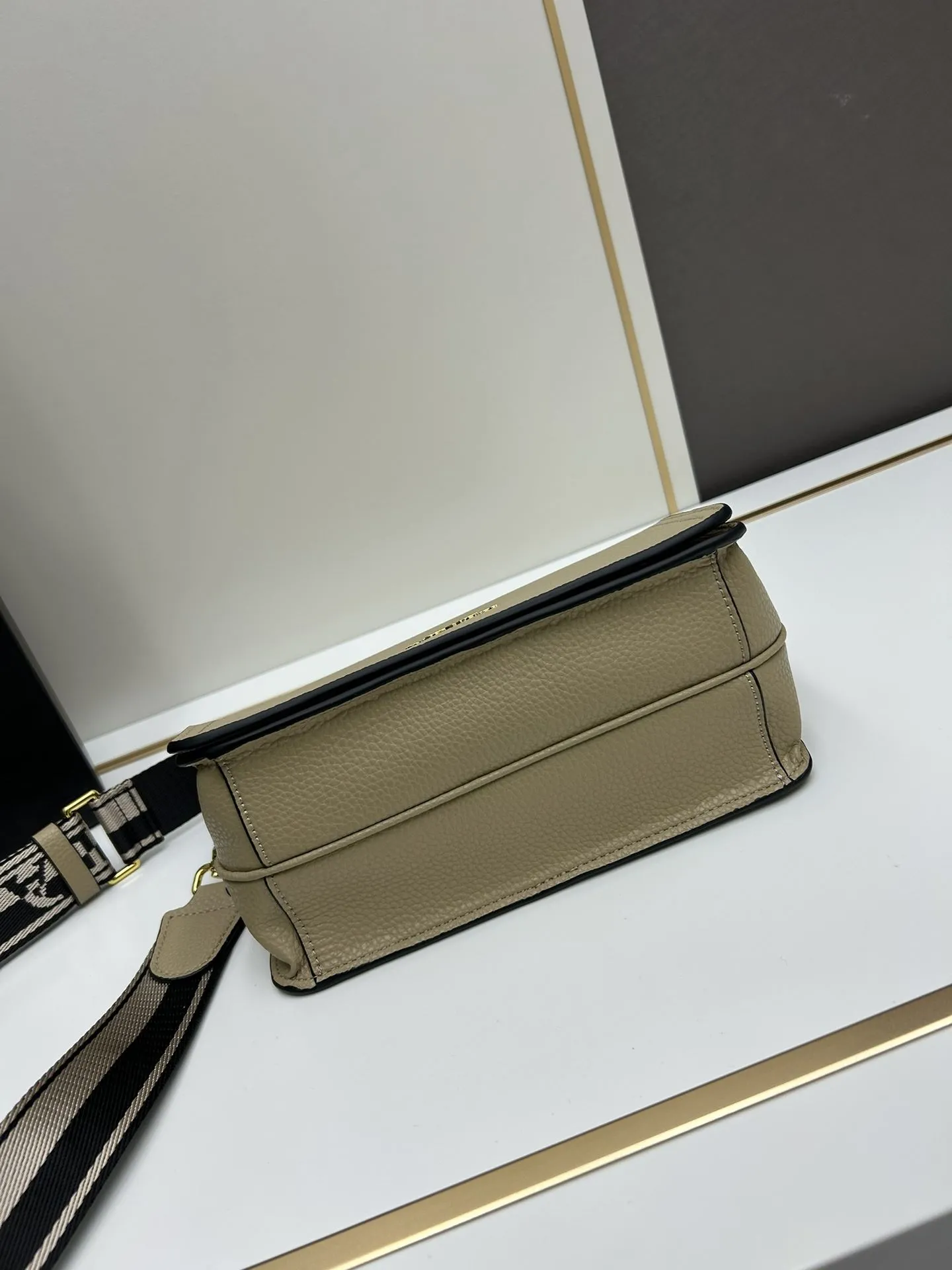Prada Satchel Bags-935 - Image 5