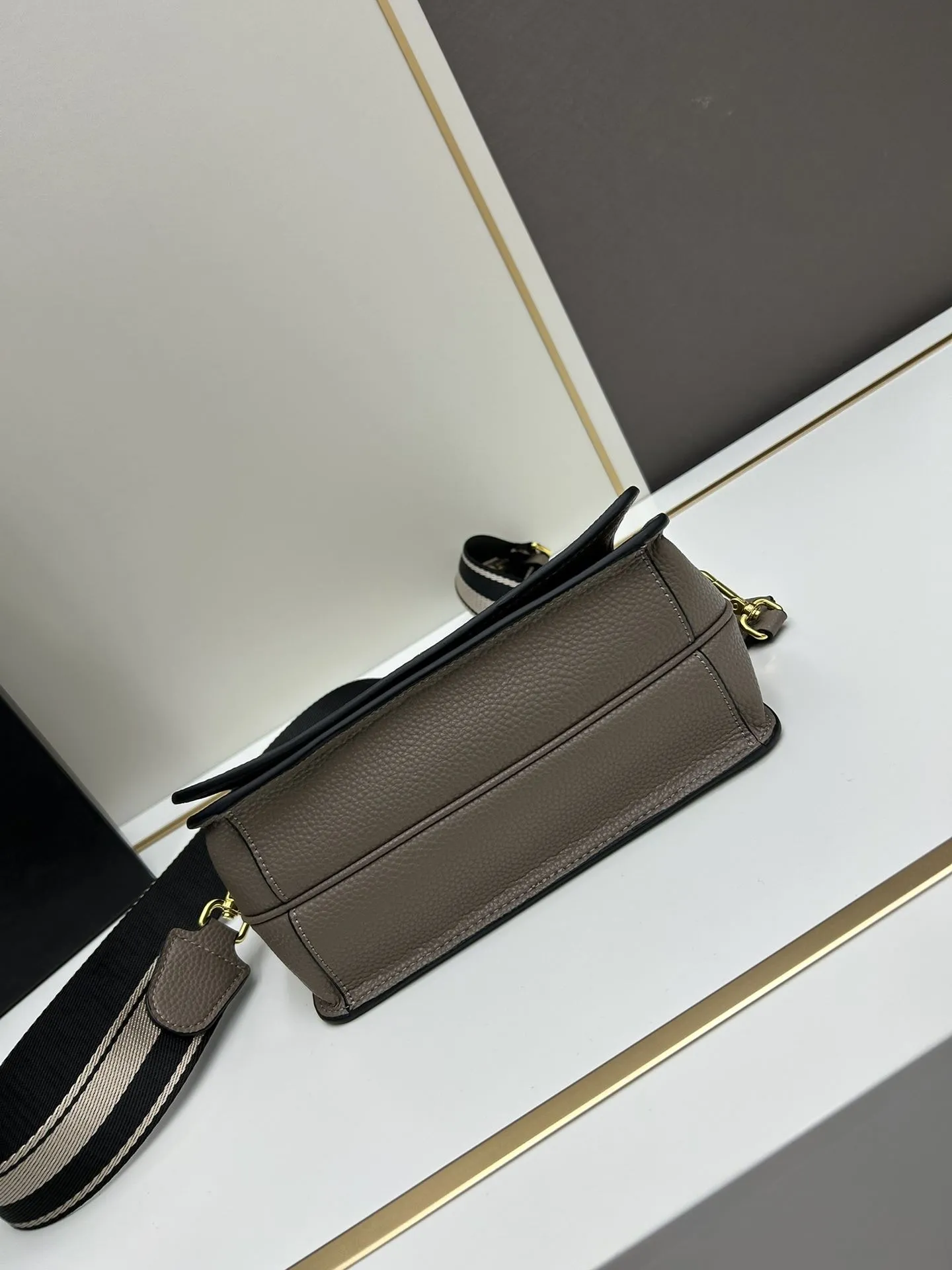 Prada Satchel Bags-936 - Image 5