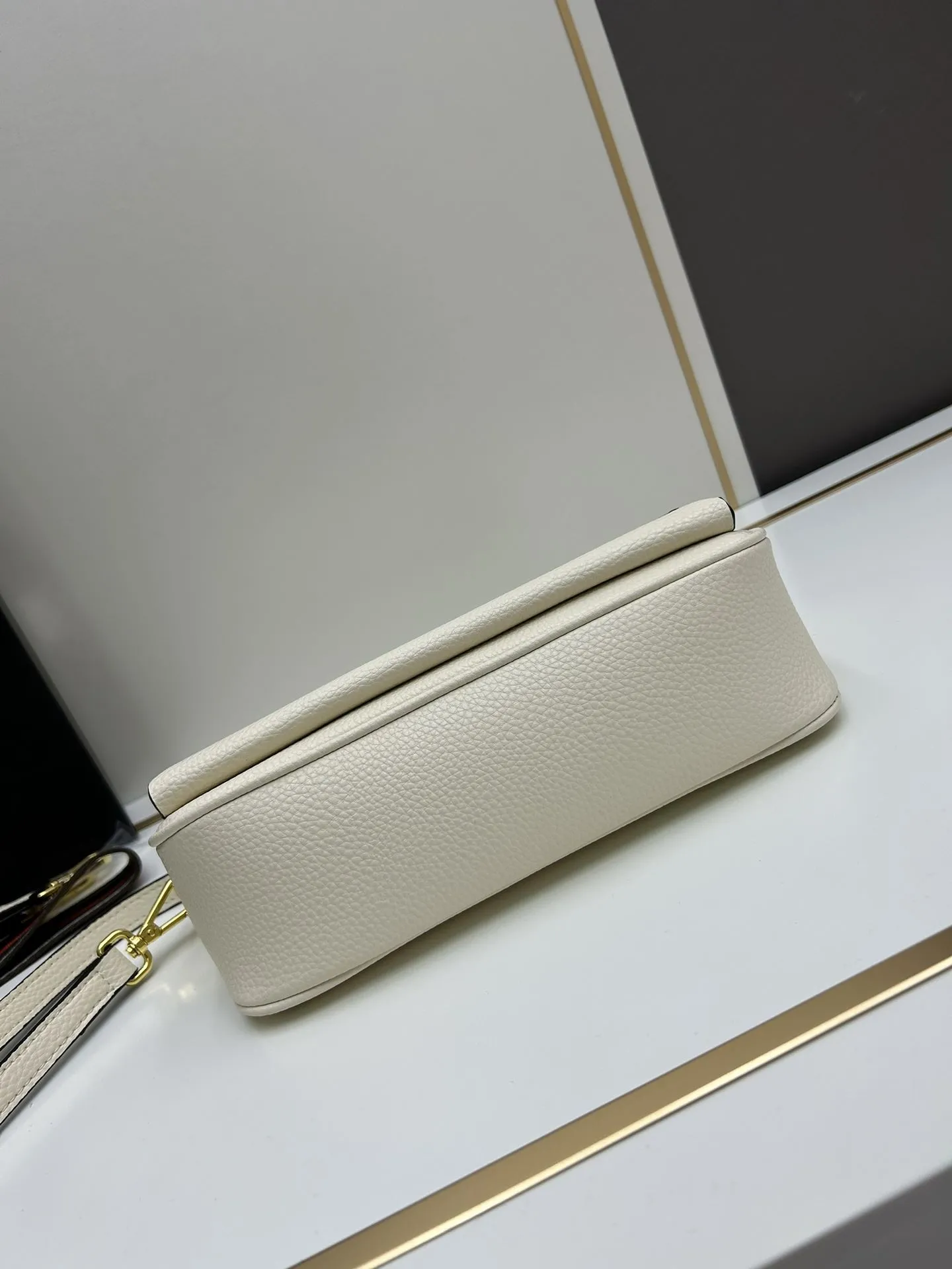 Prada Satchel Bags-937 - Image 5