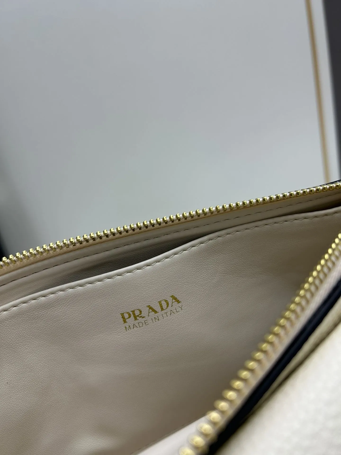 Prada Satchel Bags-937 - Image 8