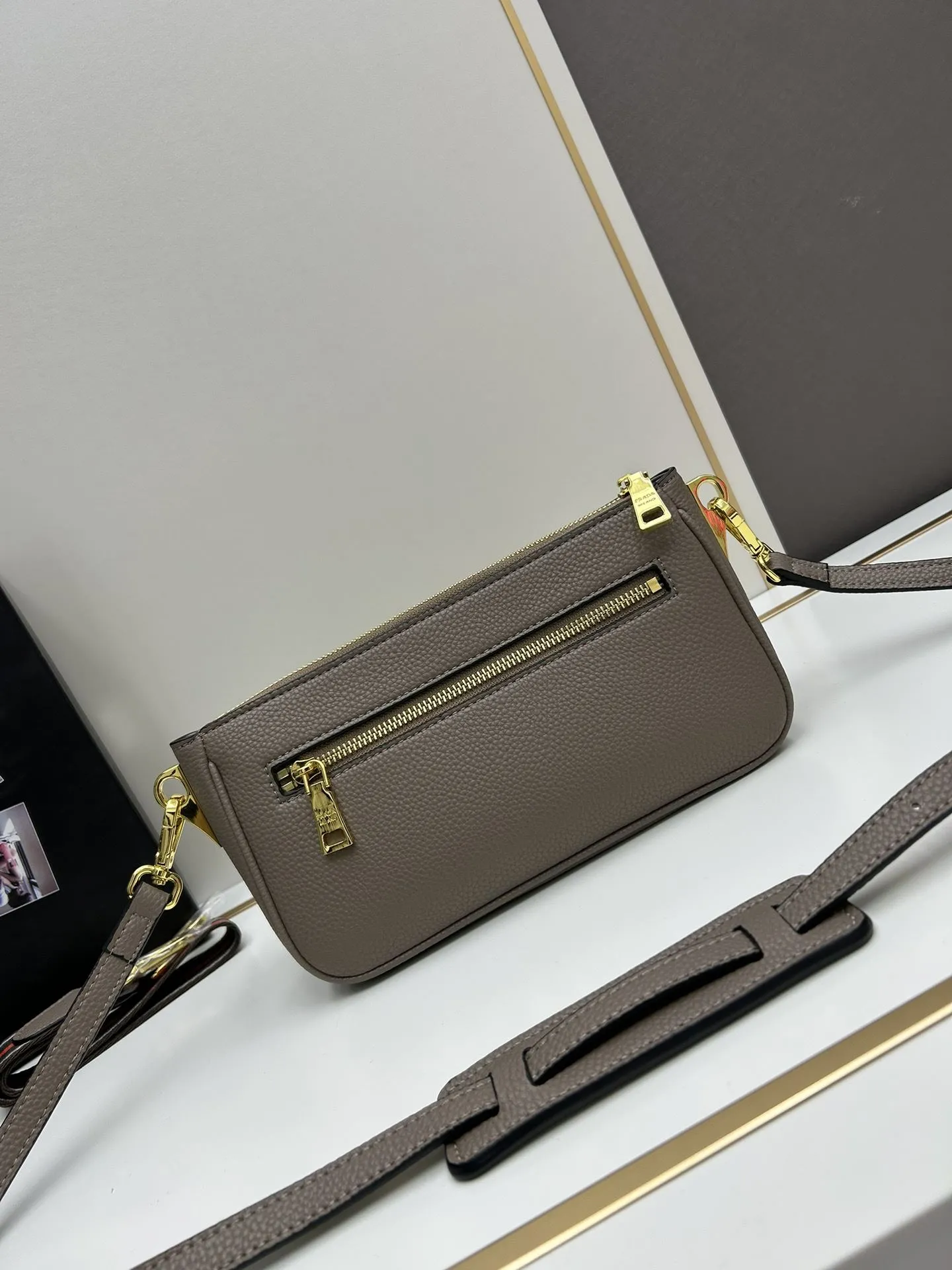 Prada Satchel Bags-938 - Image 3
