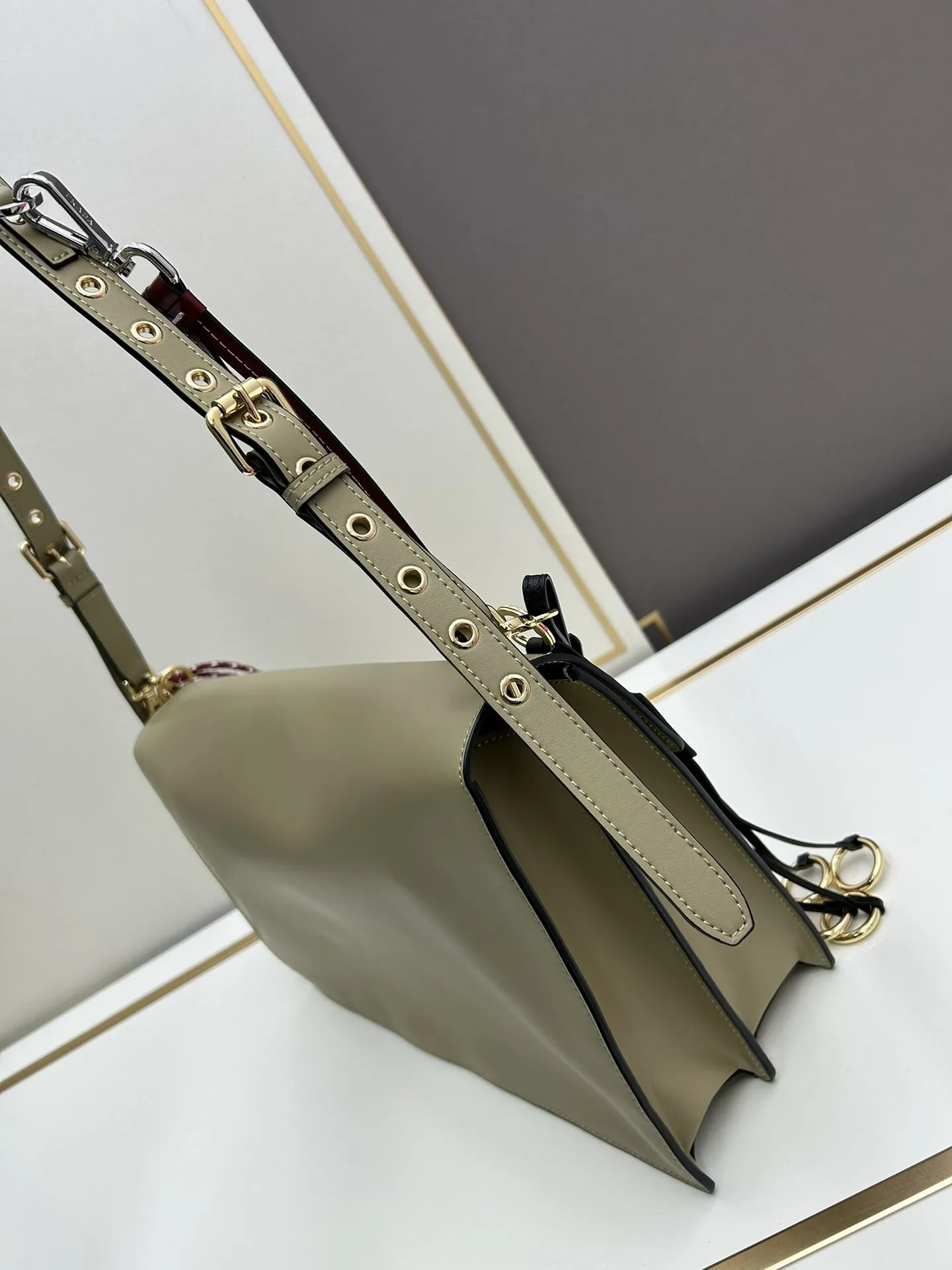 Prada Satchel Bags-1005 - Image 4