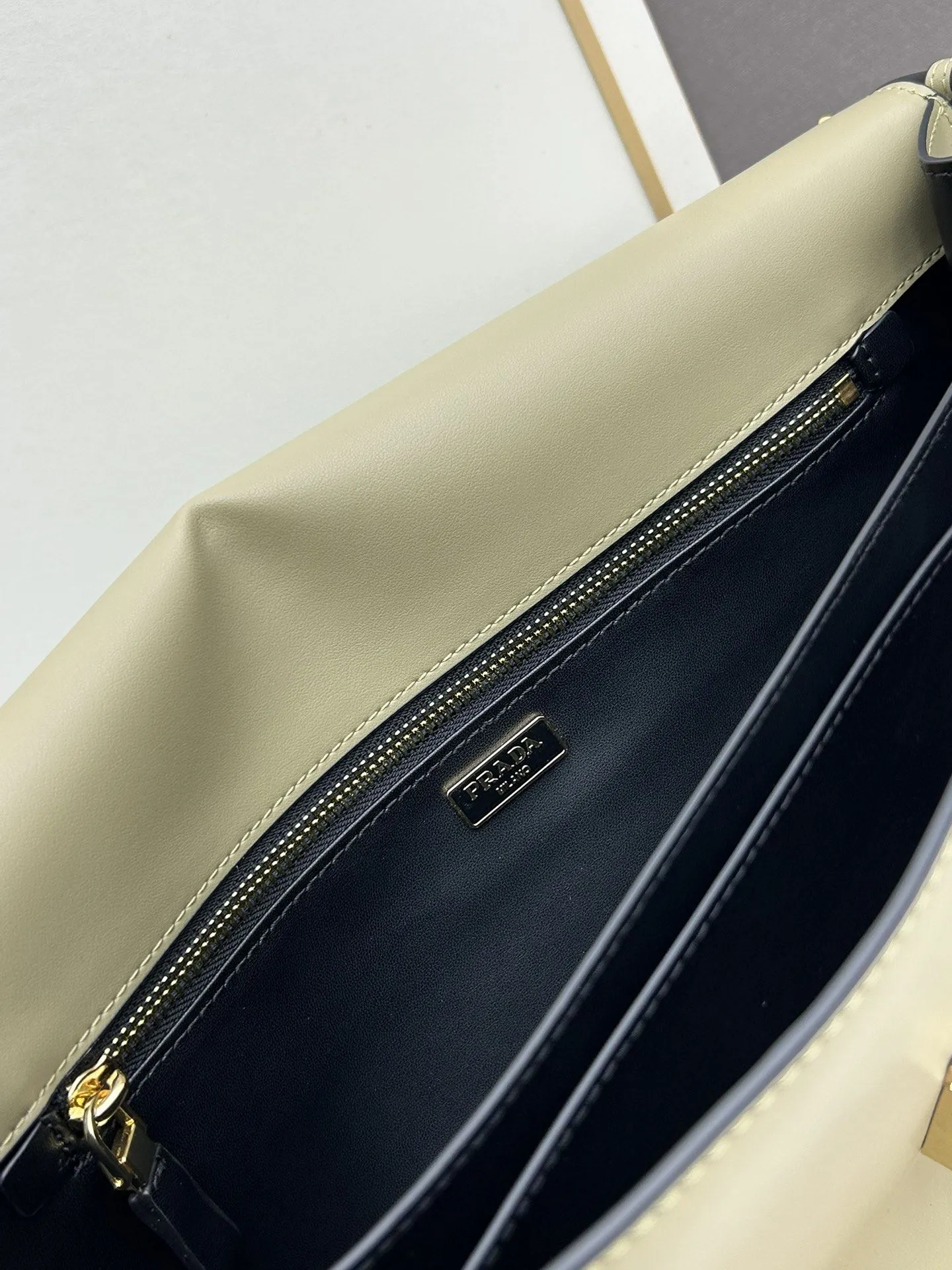 Prada Satchel Bags-1005 - Image 9