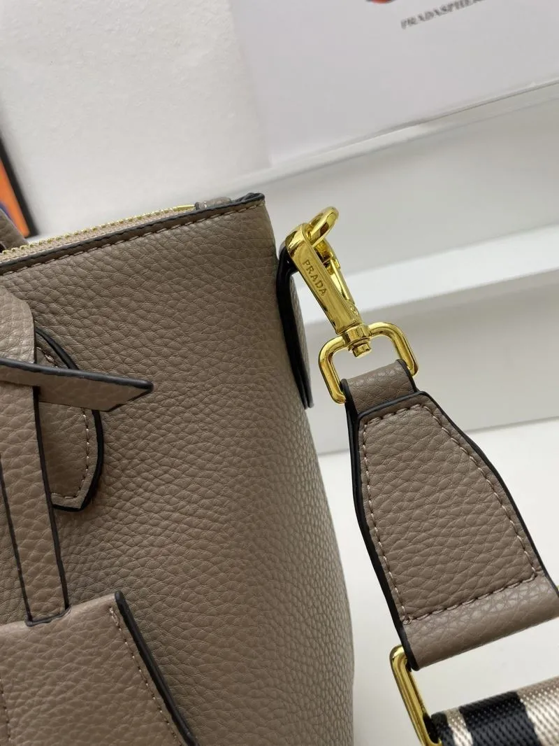 Prada Shopping Bags-18 - Image 5