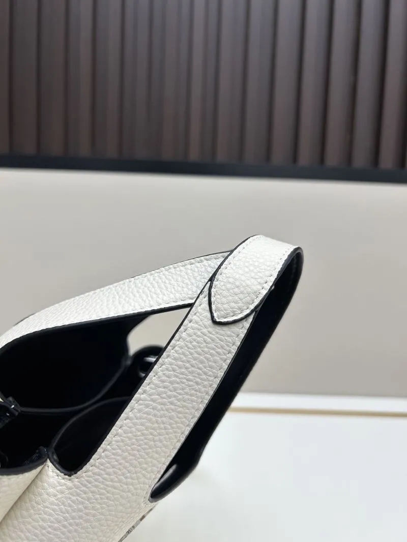 Prada Shopping Bags-32 - Image 6