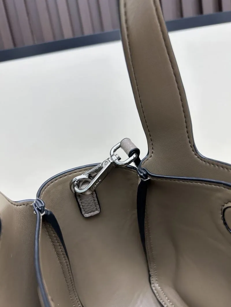 Prada Shopping Bags-33 - Image 8