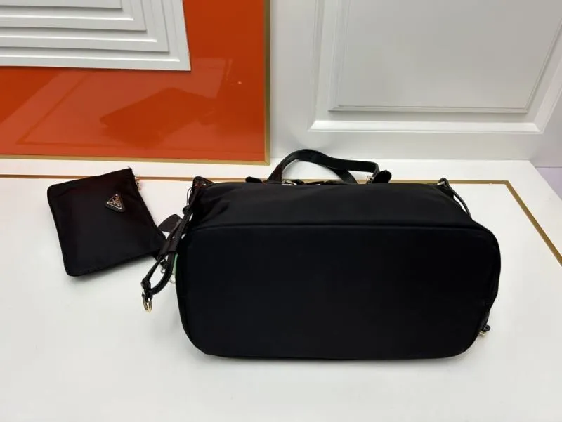 Prada Shopping Bags-49 - Image 7
