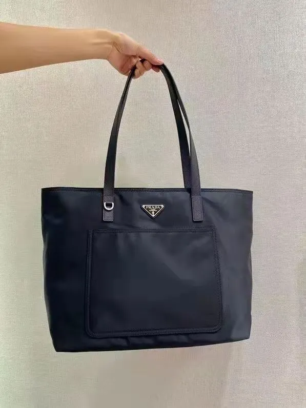 Prada Shopping Bags-61