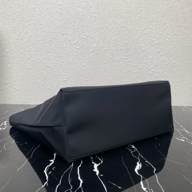 Alternative view of Prada Shopping Bags-62