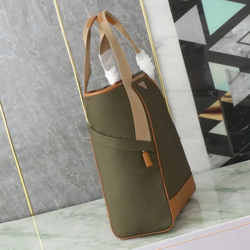 Prada Shopping Bags-66 - Image 3