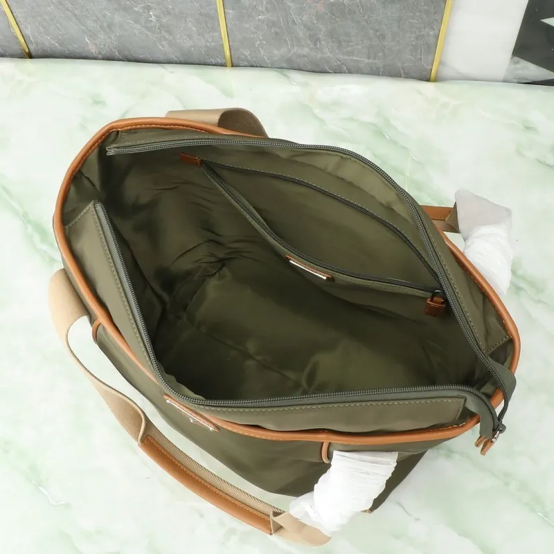 Prada Shopping Bags-66 - Image 7