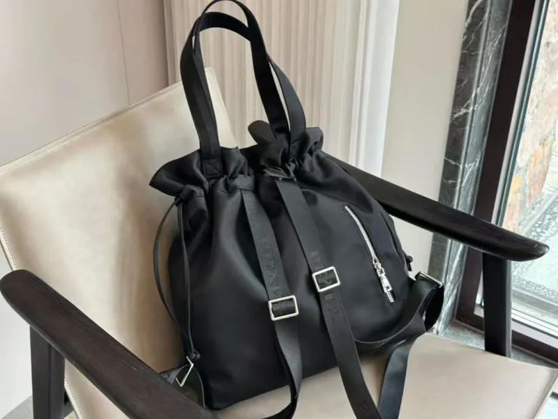 Prada Shopping Bags-76 - Image 5