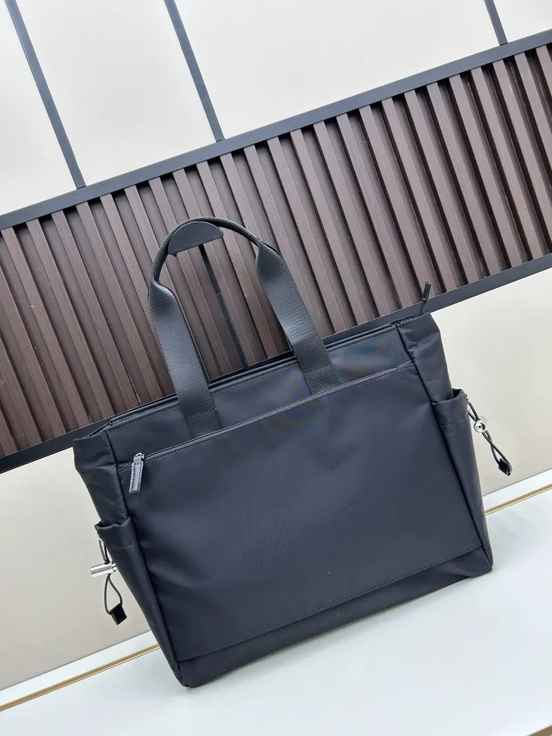 Alternative view of Prada Shopping Bags-114