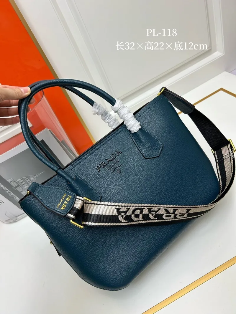 Prada Shopping Bags-127