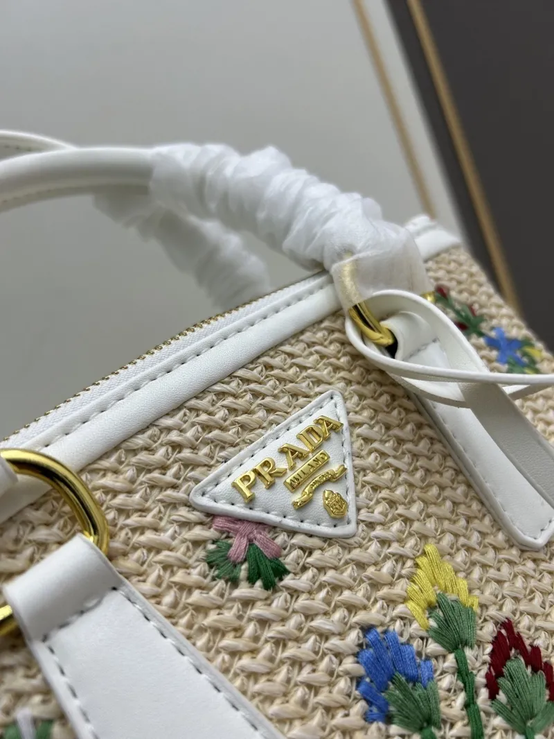 Prada Shopping Bags-137 - Image 4
