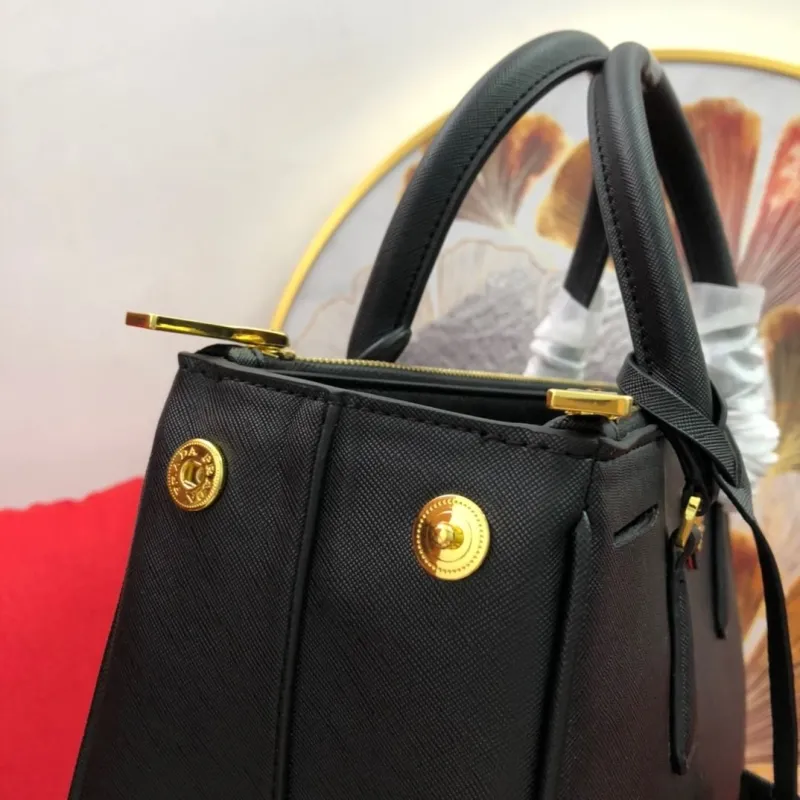 Prada Shopping Bags-139 - Image 4