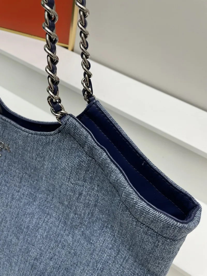 Prada Shopping Bags-142 - Image 4