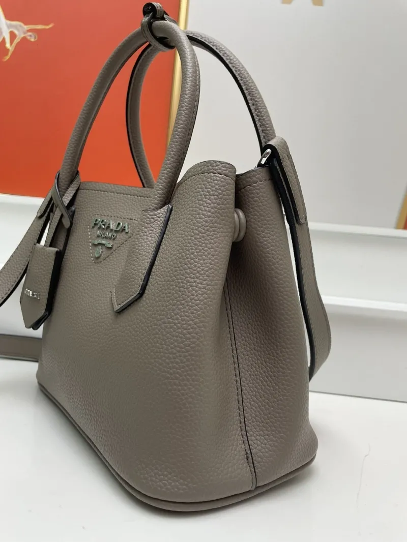 Prada Shopping Bags-162 - Image 4