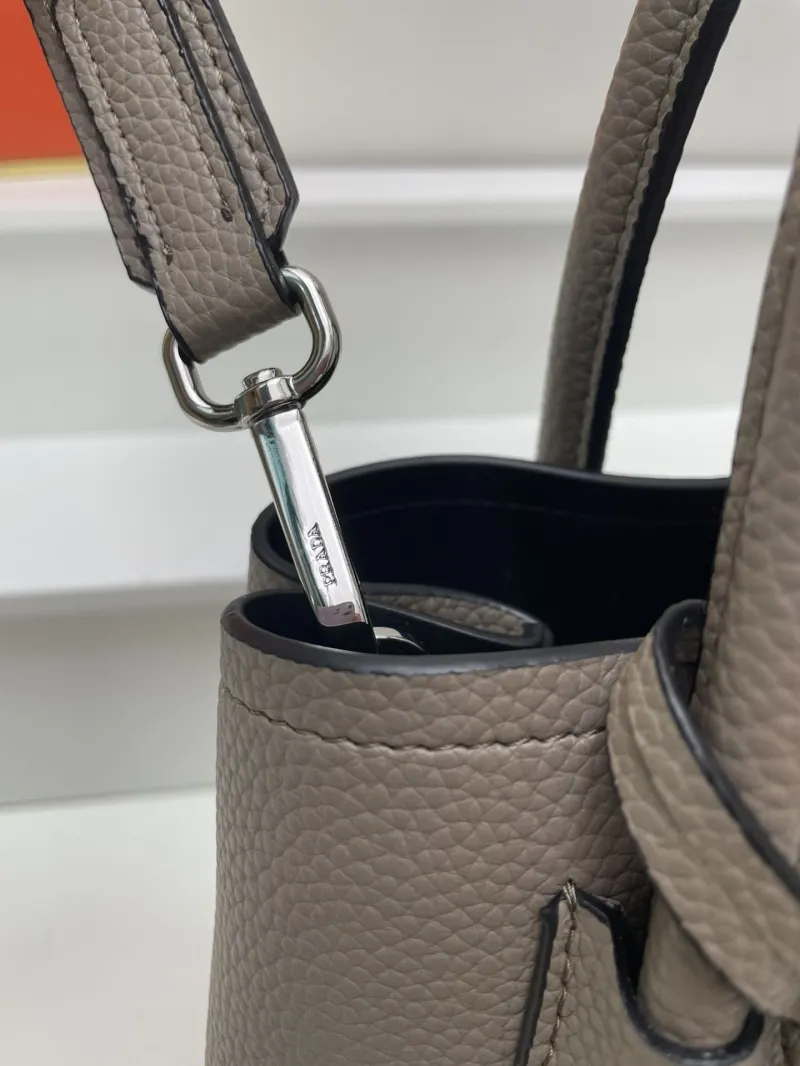 Prada Shopping Bags-162 - Image 7