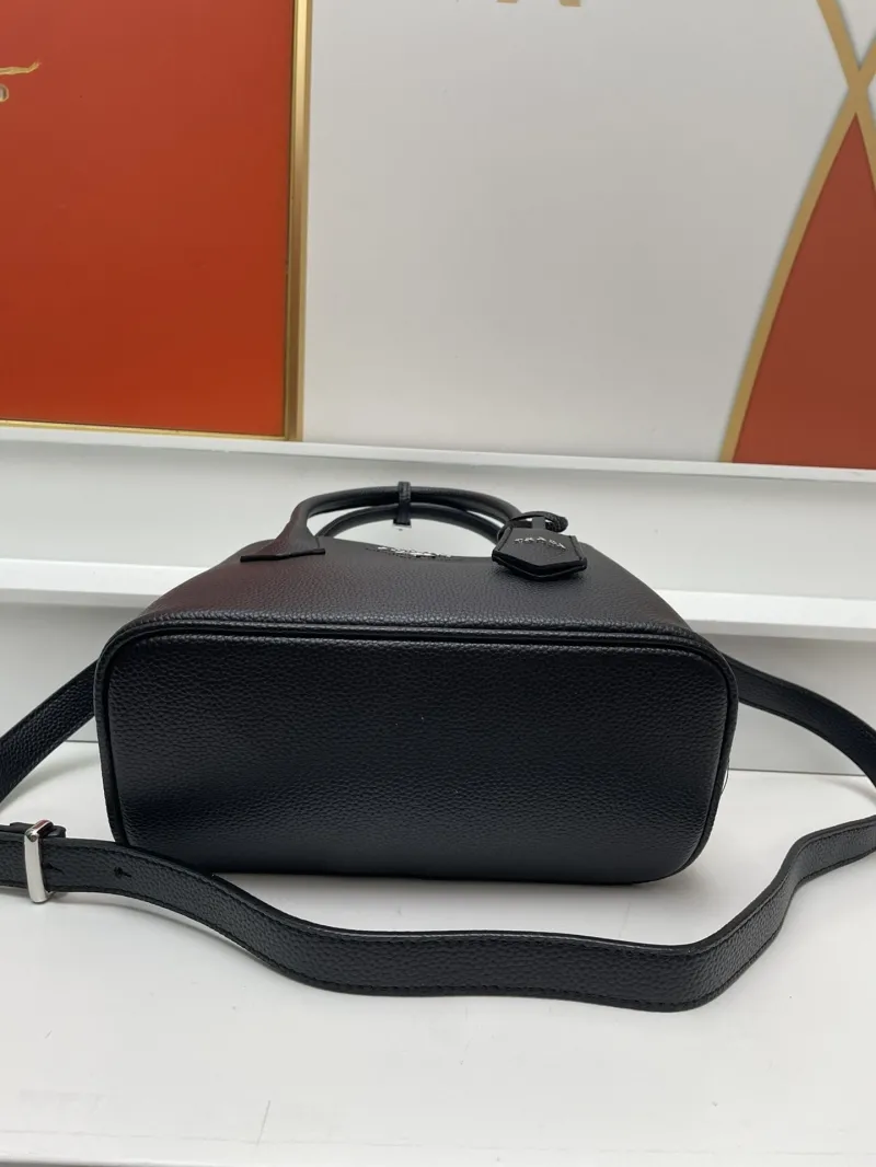 Prada Shopping Bags-163 - Image 6