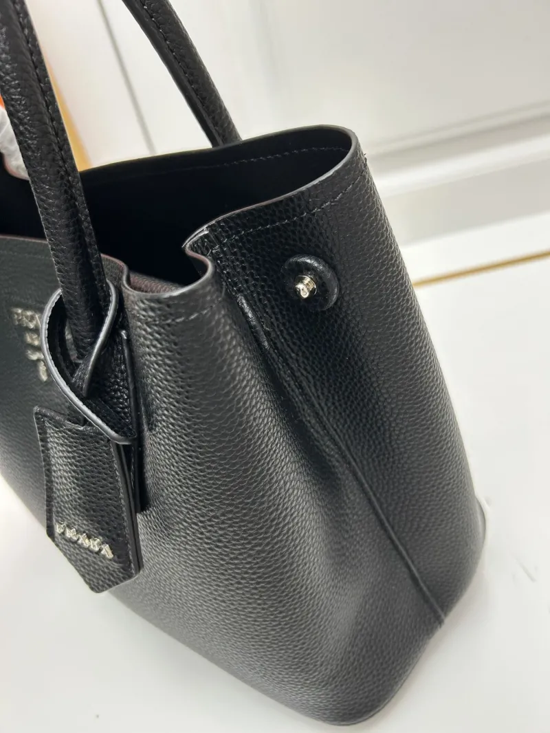 Prada Shopping Bags-167 - Image 4