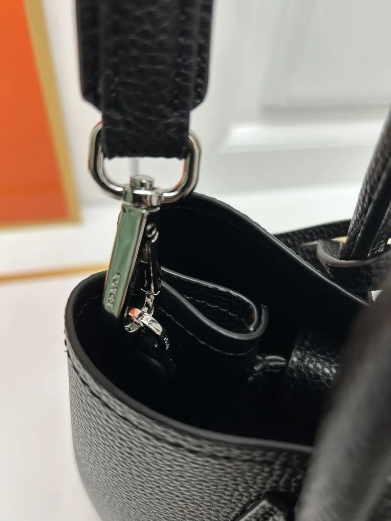 Prada Shopping Bags-167 - Image 6