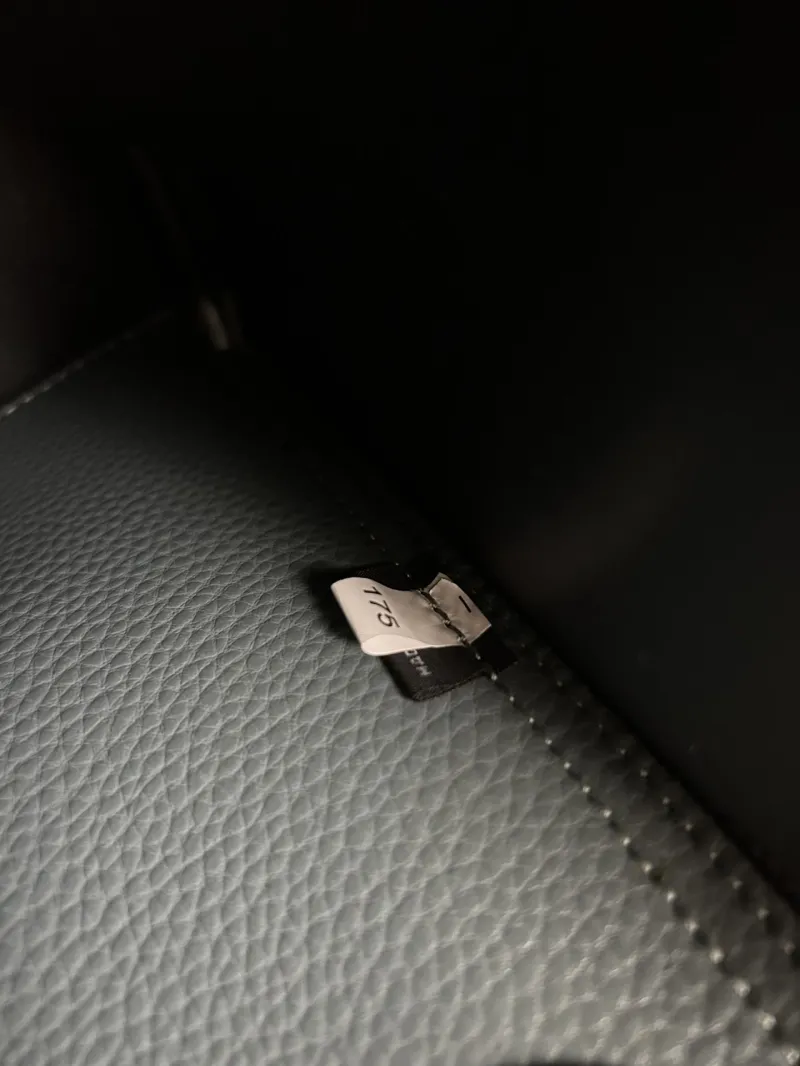 Prada Shopping Bags-168 - Image 9