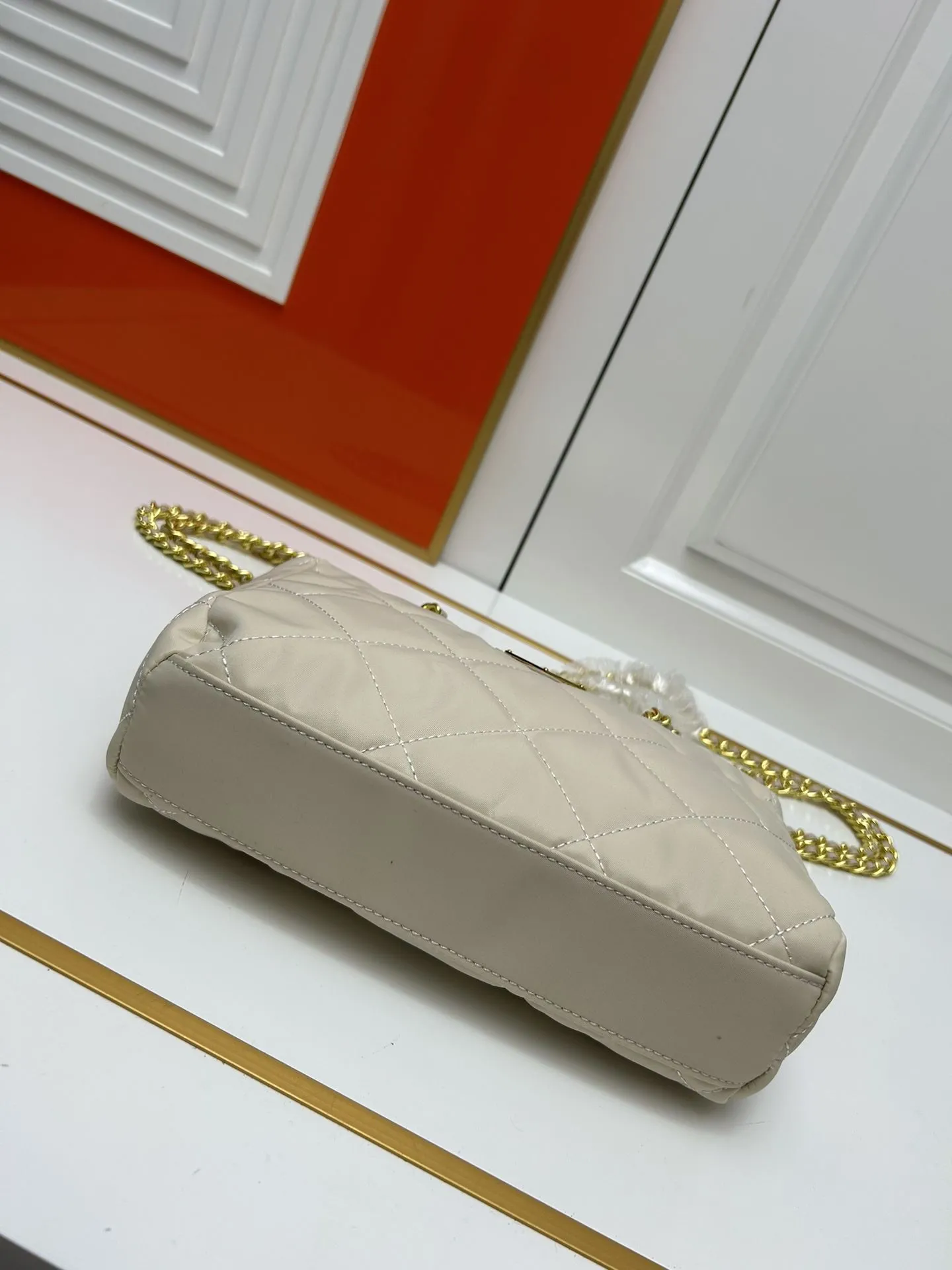 Prada Shopping Bags-184 - Image 4