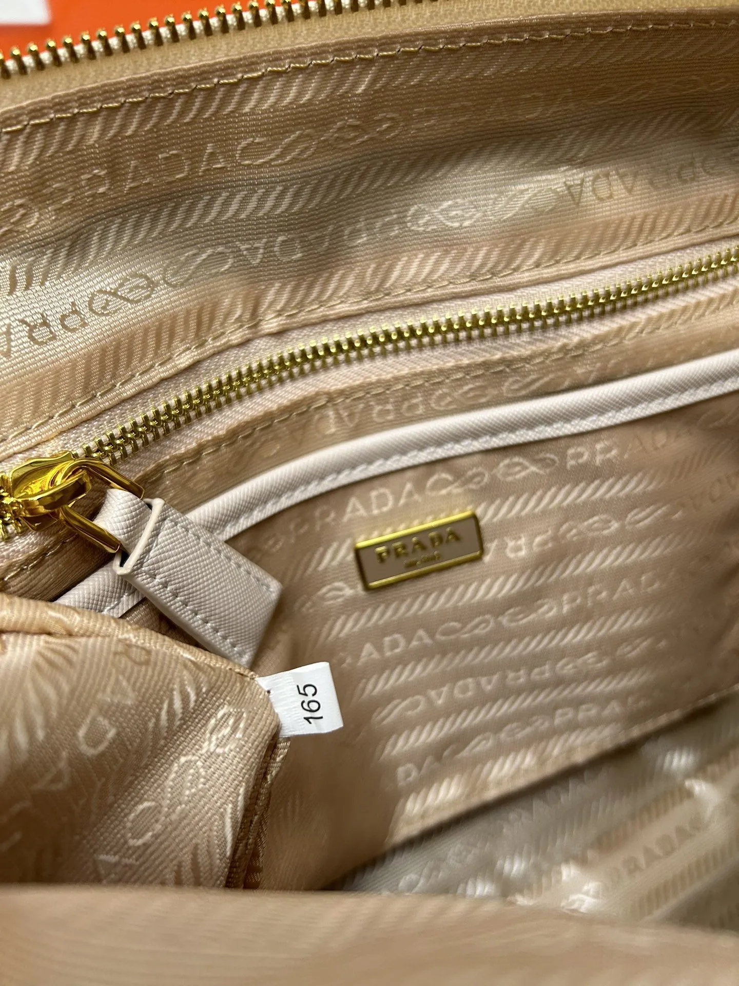 Prada Shopping Bags-184 - Image 9