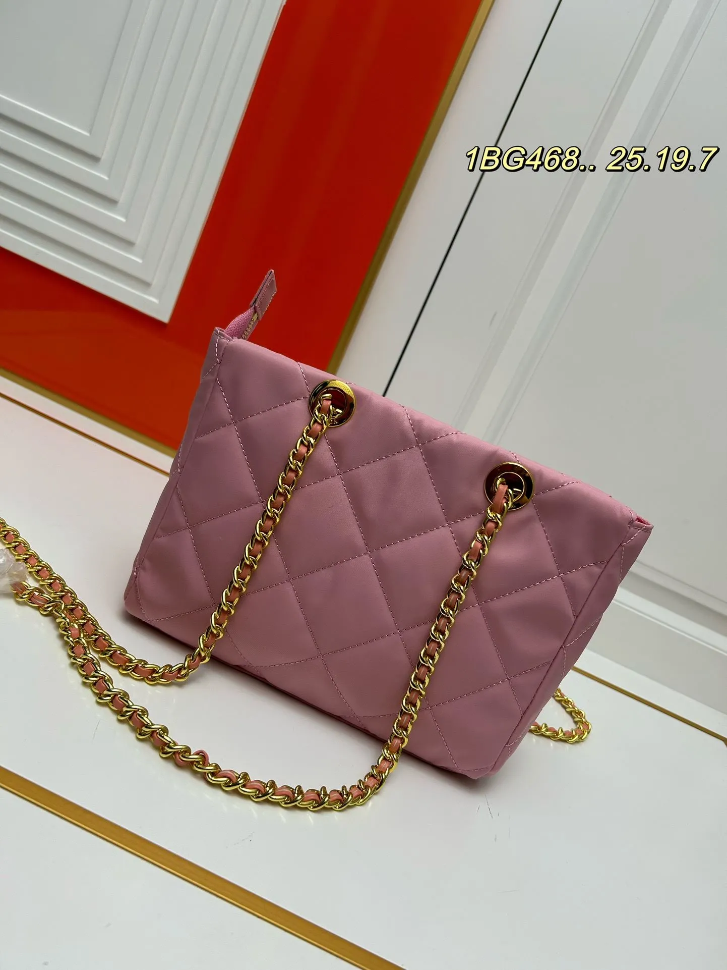 Alternative view of Prada Shopping Bags-185