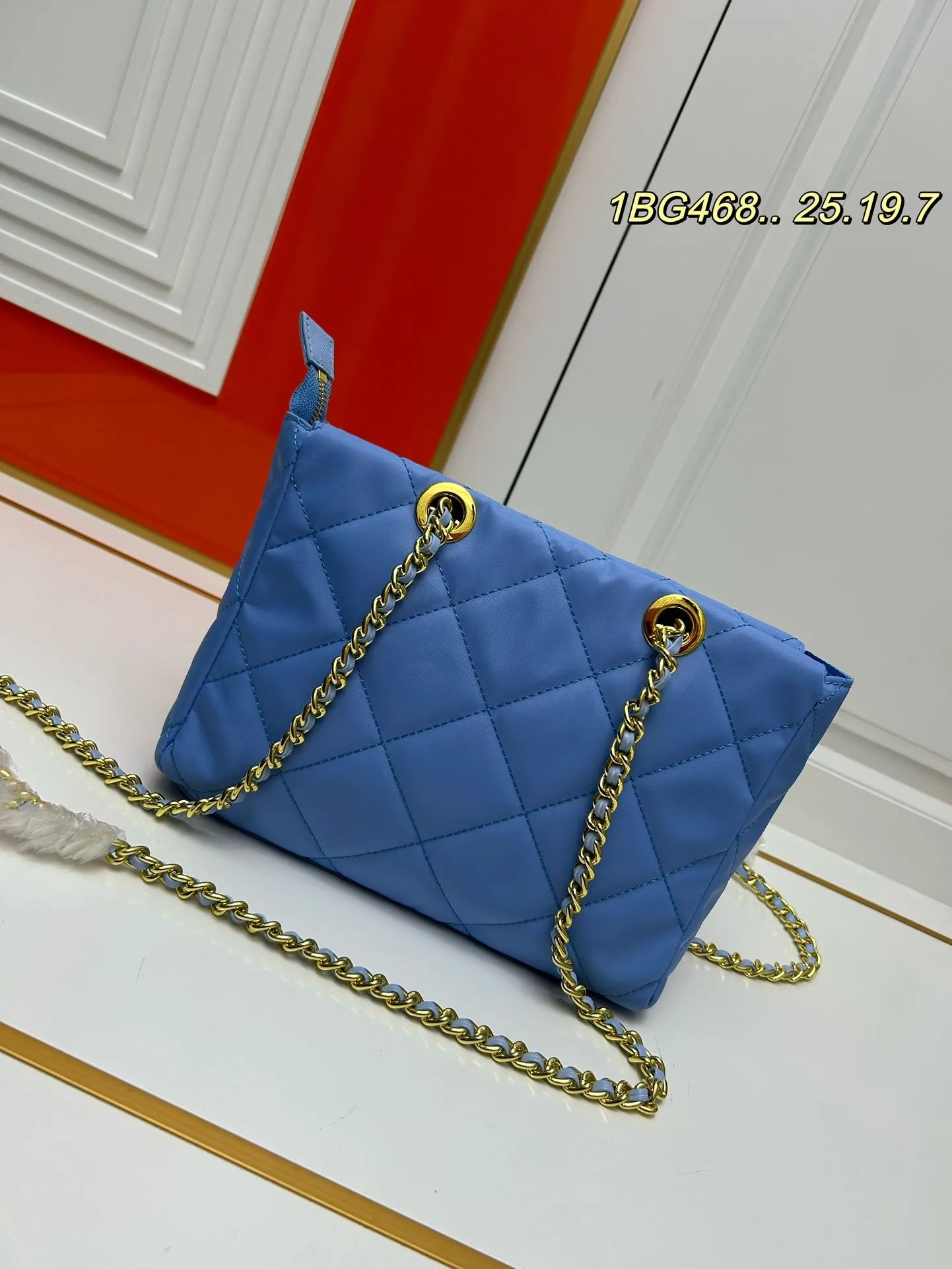 Alternative view of Prada Shopping Bags-186