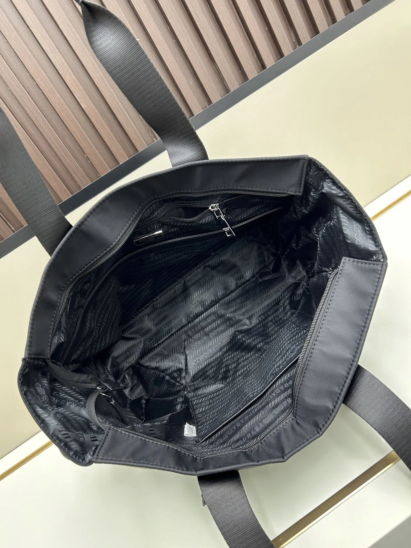 Prada Shopping Bags-188 - Image 6