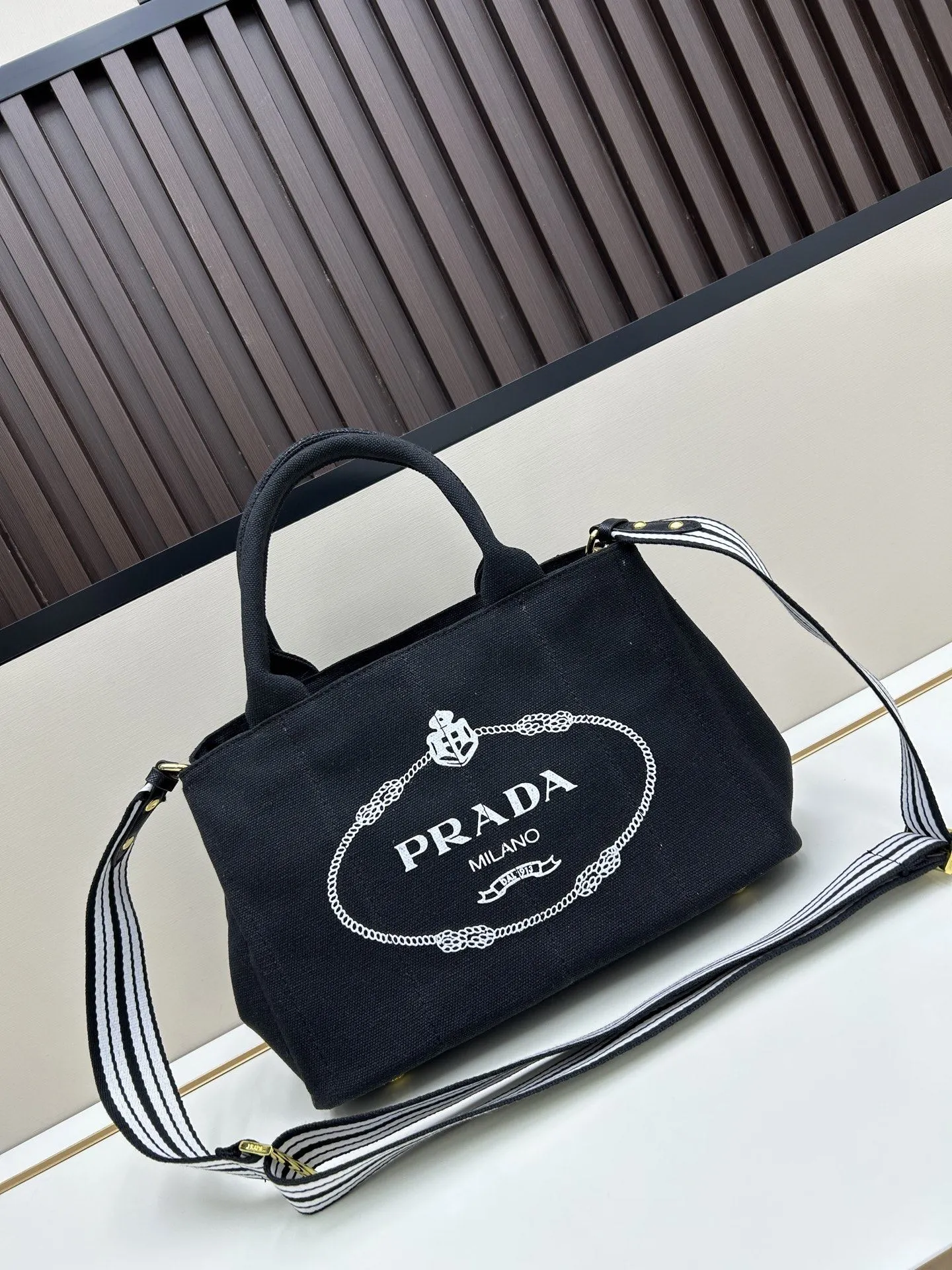 Prada Shopping Bags-190