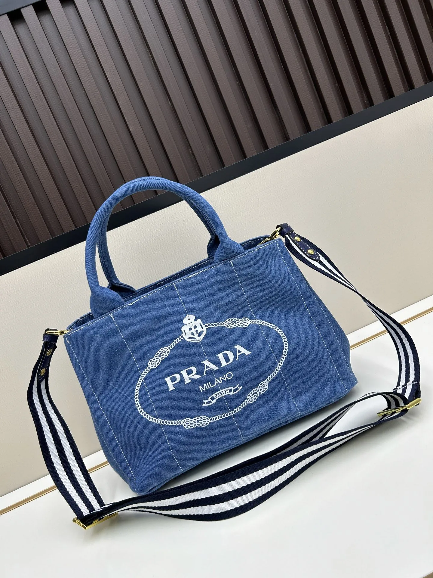 Prada Shopping Bags-191