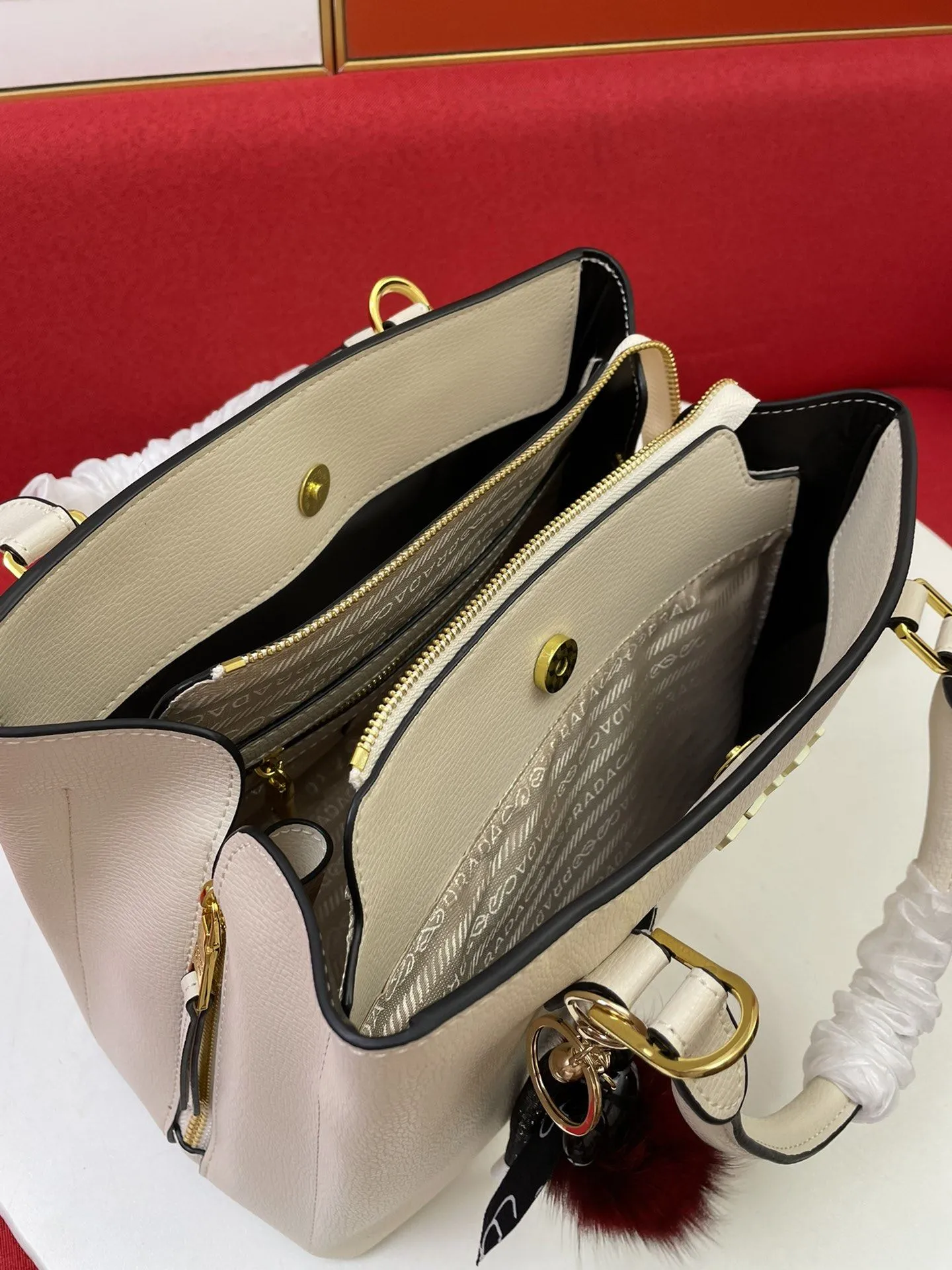 Prada Shopping Bags-192 - Image 8