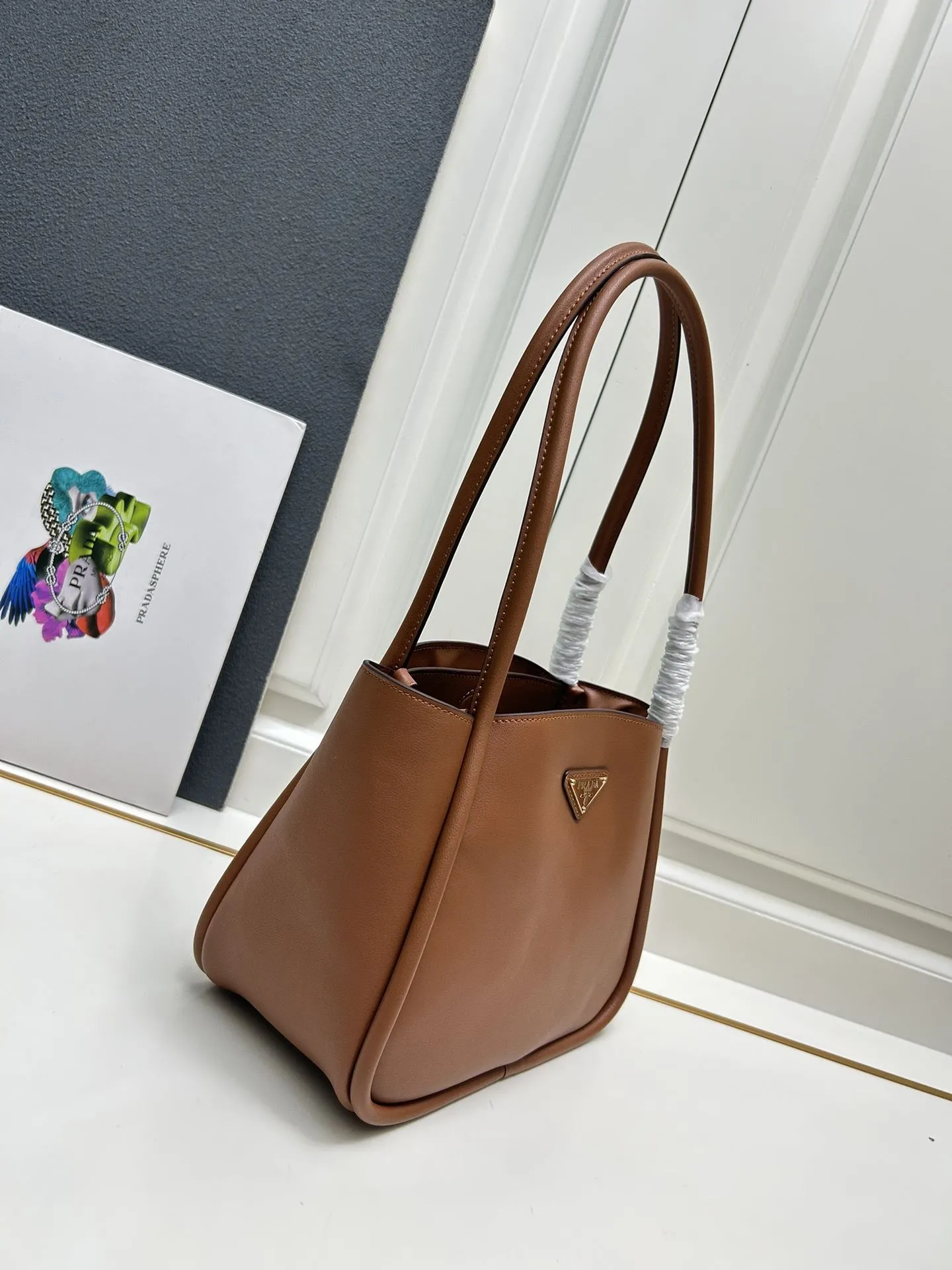 Prada Shopping Bags-195 - Image 3
