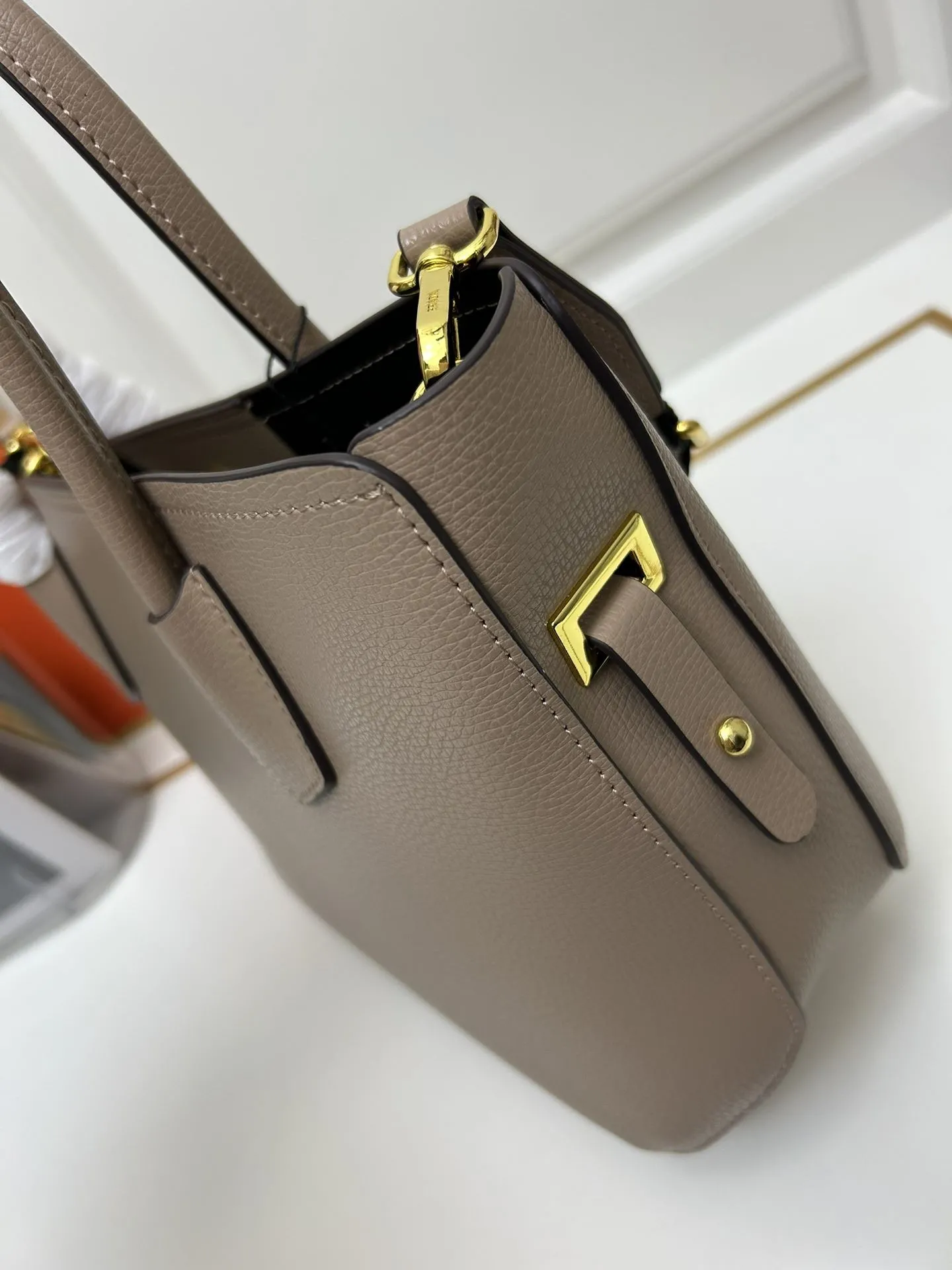 Prada Shopping Bags-198 - Image 6