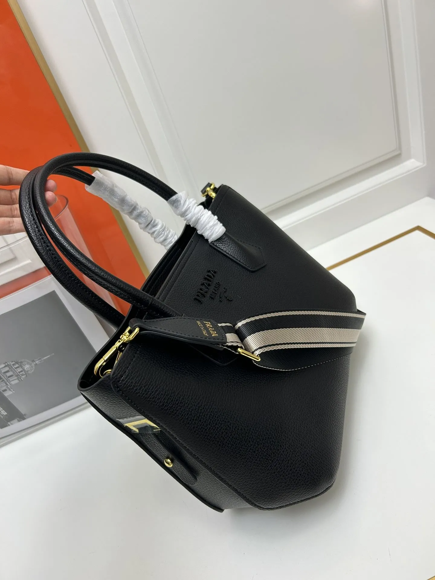 Prada Shopping Bags-199 - Image 3