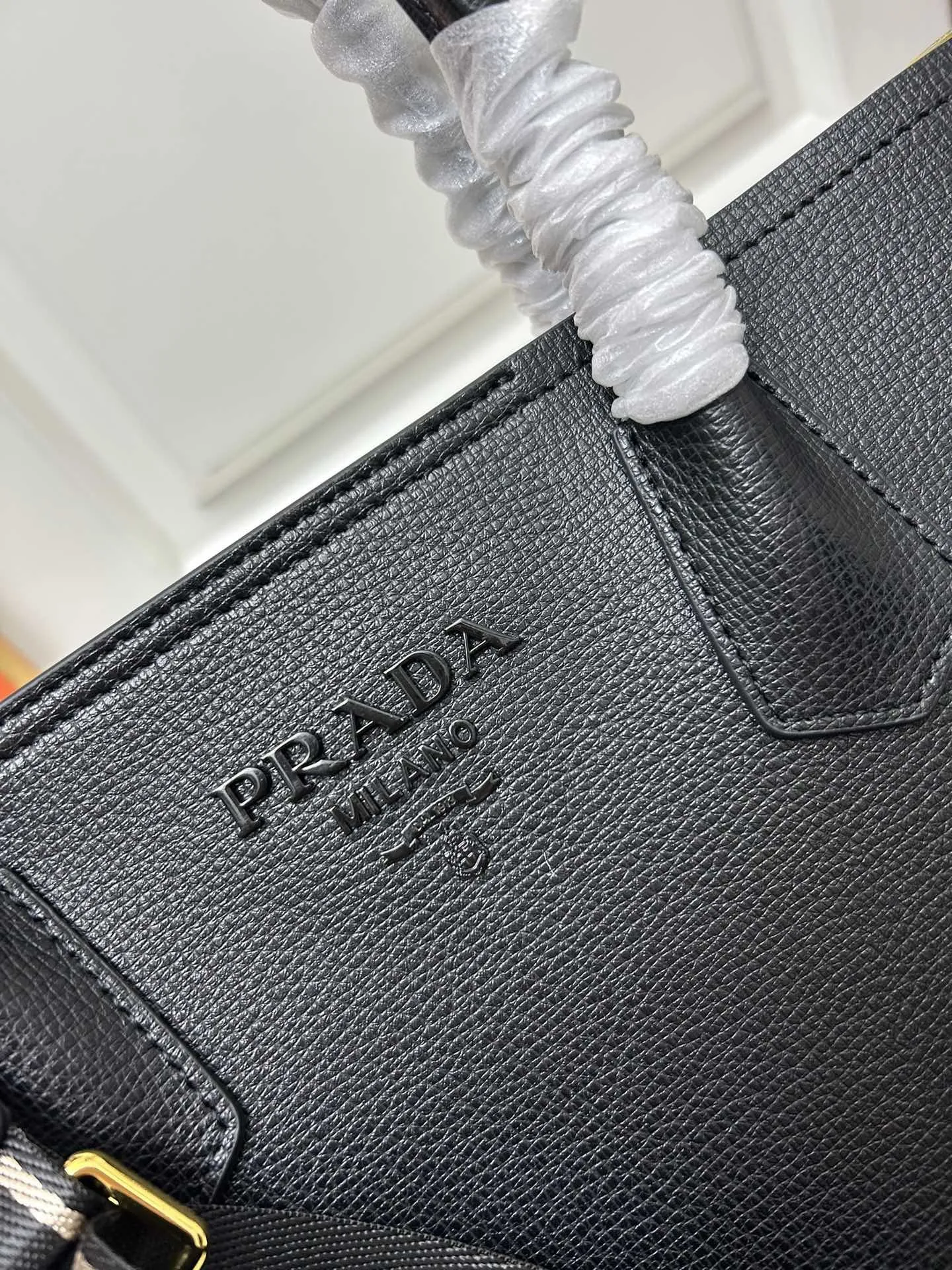 Prada Shopping Bags-199 - Image 4
