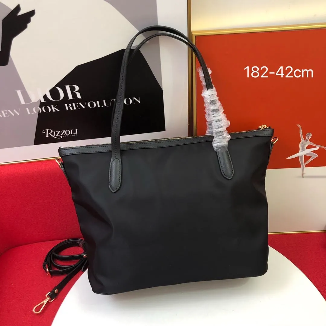 Alternative view of Prada Shopping Bags-204