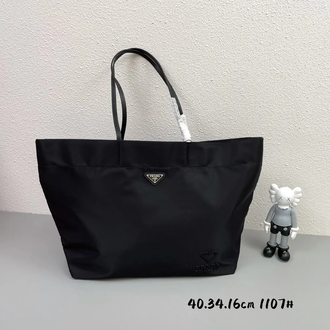 Alternative view of Prada Shopping Bags-205
