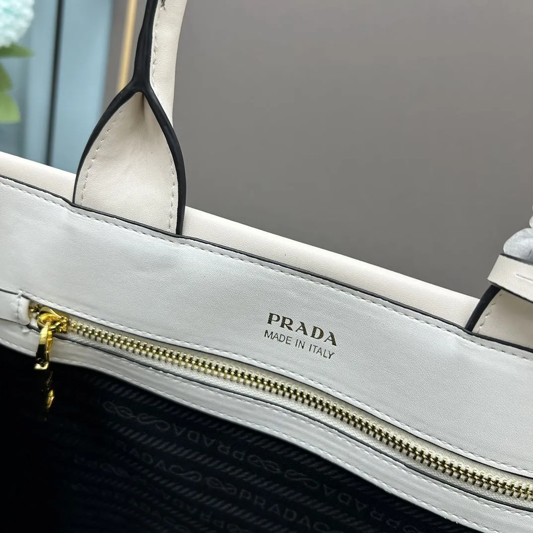 Prada Shopping Bags-216 - Image 8