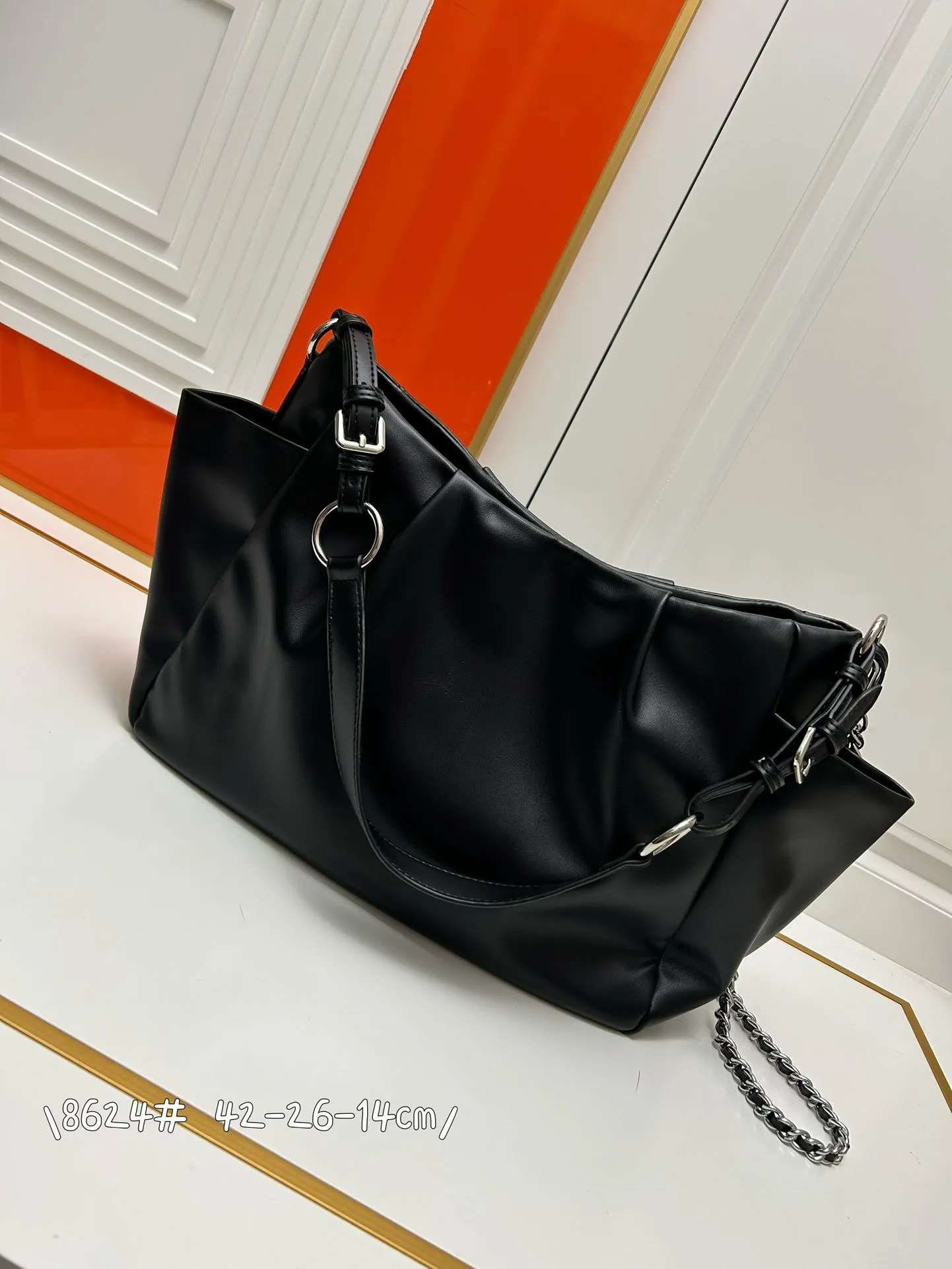 Alternative view of Prada Shopping Bags-229